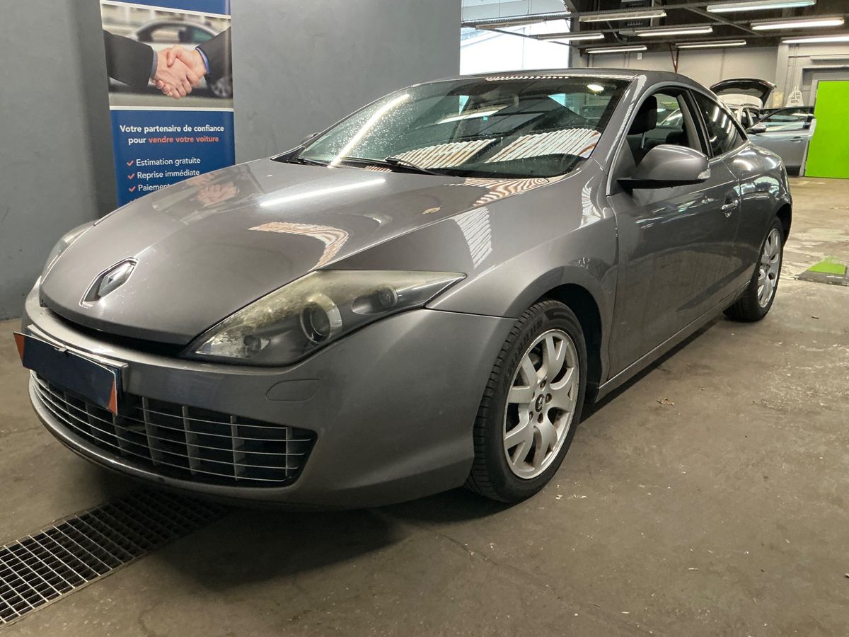 Renault Laguna 2.0 dCi Black Edition