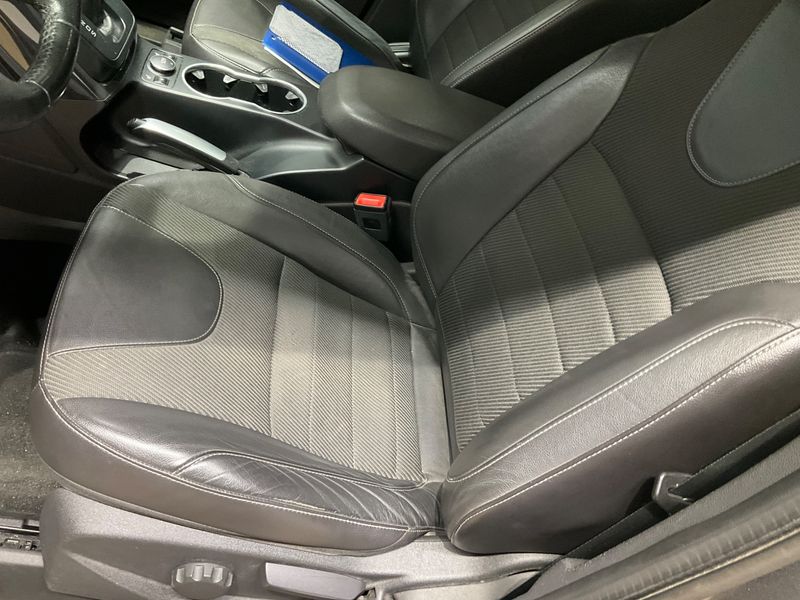 Ford Kuga 2.0 TDCi Titanium 2014 – снимка 31