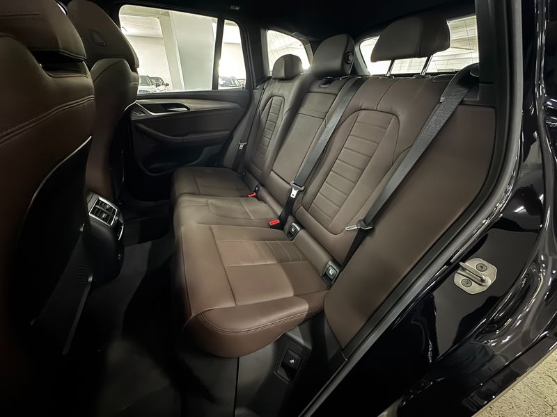 BMW iX3 electric drive 210 kW Impressive — zdjęcie 12