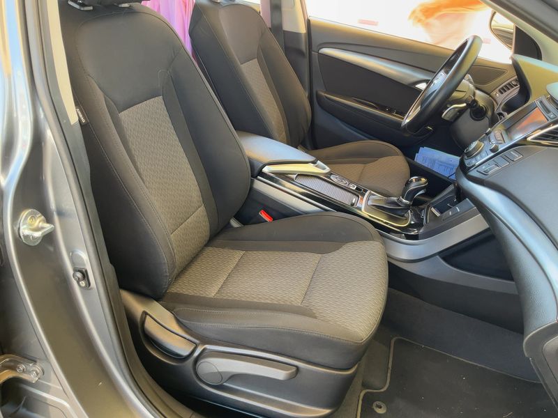 Hyundai i40 1.7 CRDi Style — zdjęcie 11
