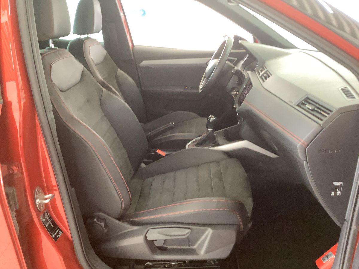 Seat Arona 2019 — photo 17