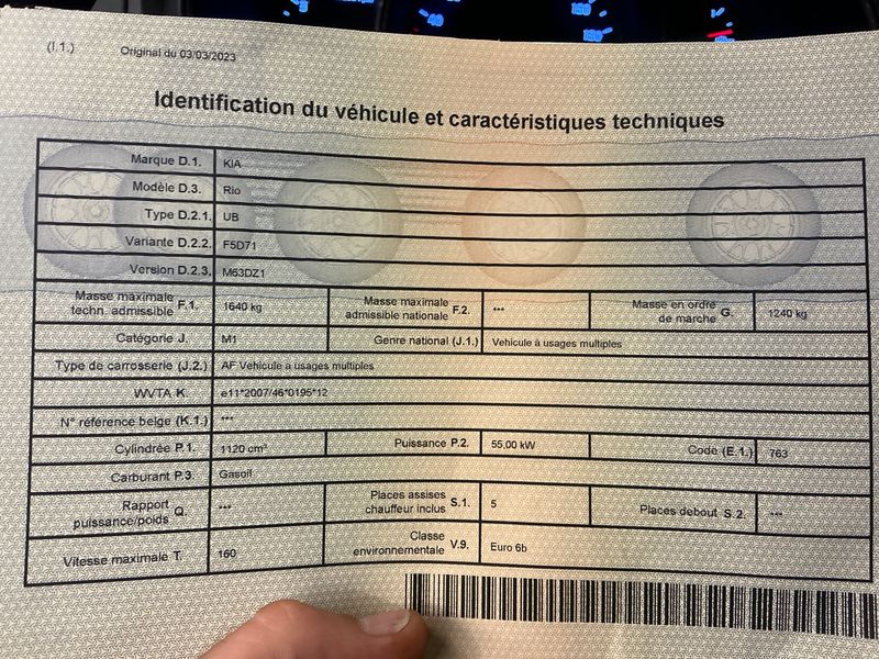 Kia Rio 1.1 CRDi Attract — zdjęcie 5