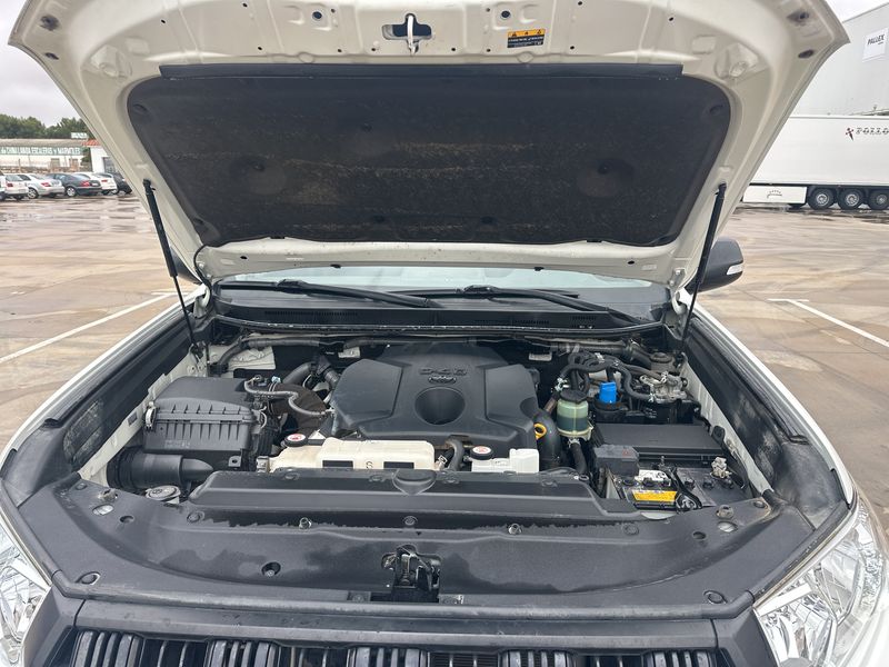 Toyota Land Cruiser 2.8 D-4D GX — zdjęcie 8