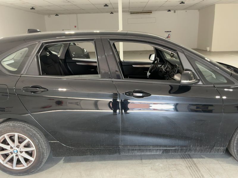 BMW 2er 214d Active Tourer Premiere — zdjęcie 7