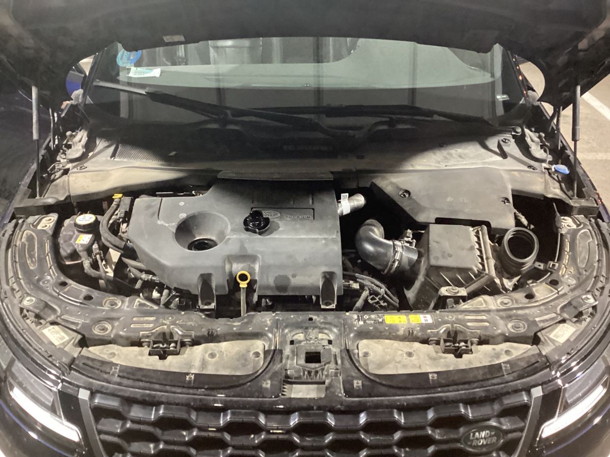 Land Rover 2022 — photo 37