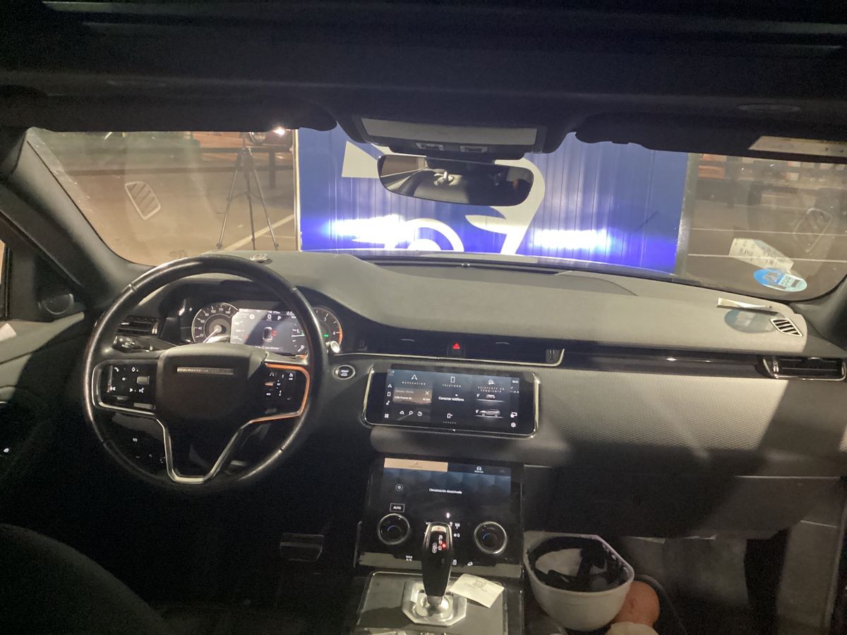 Land Rover 2022 — photo 18
