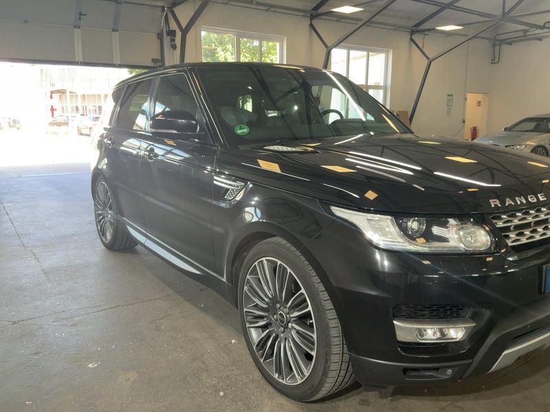 Land Rover Range Rover Sport 3.0 SD V6 HSE — zdjęcie 8