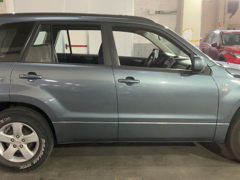 Suzuki Grand Vitara 1.9 DDiS JLX — zdjęcie 7