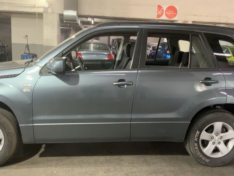 Suzuki Grand Vitara 1.9 DDiS JLX — zdjęcie 4