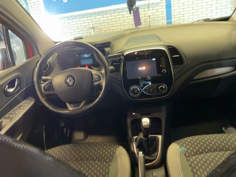 Renault Captur 0.9 Energy Zen — zdjęcie 12