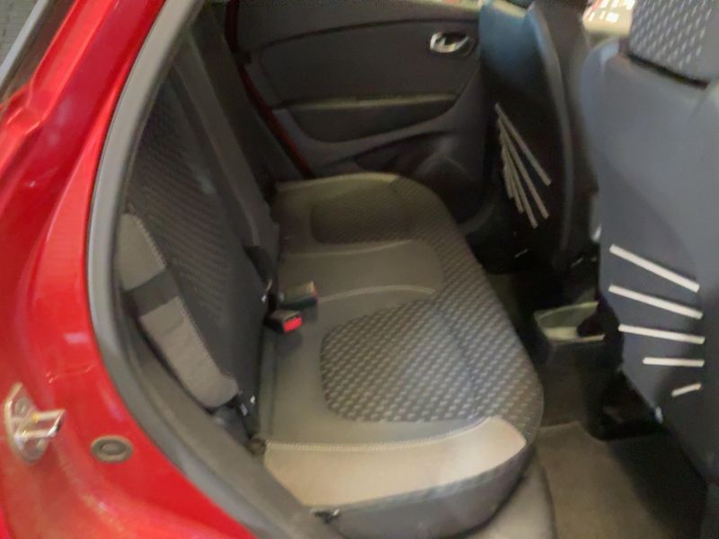 Renault Captur 0.9 Energy Zen — zdjęcie 14