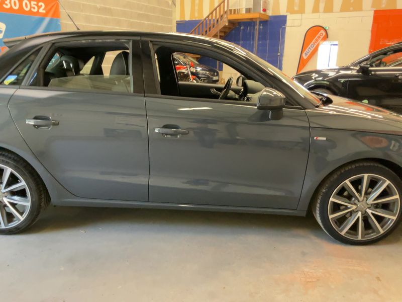 Audi A1 Sportback 1.0 TFSI S line — zdjęcie 7