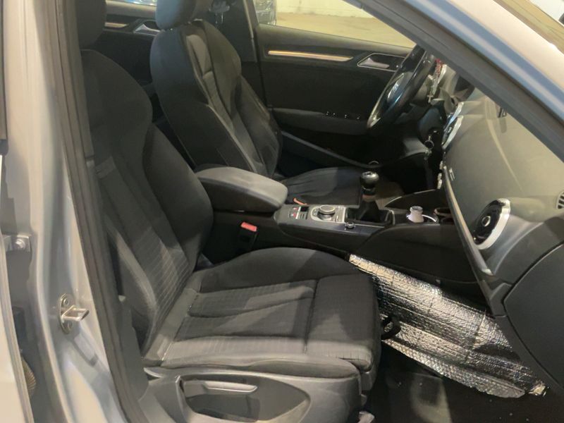 Audi A3 Limousine 1.6 TDI Sport — zdjęcie 11