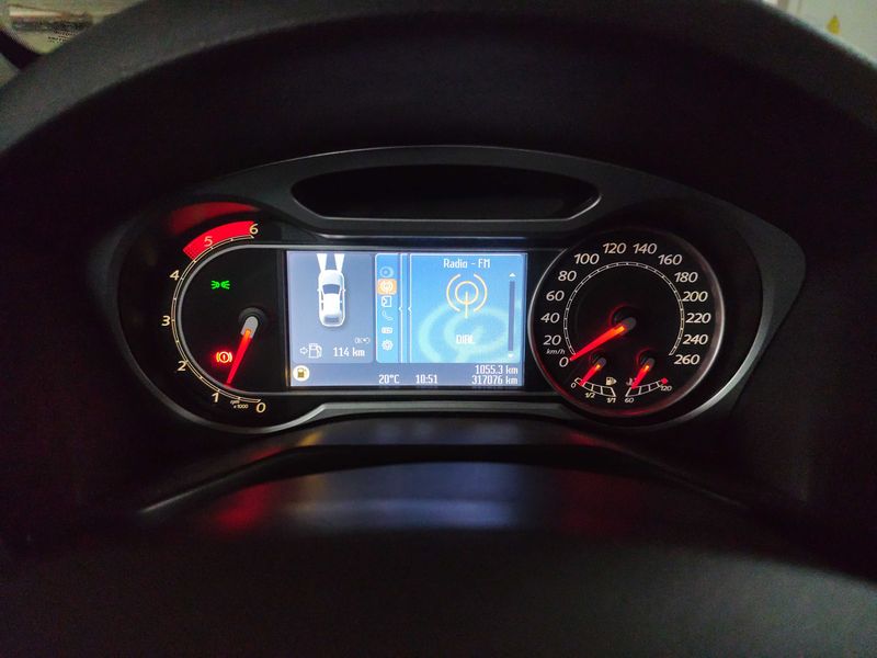 Ford Mondeo 2.0 TDCi Trend — zdjęcie 12