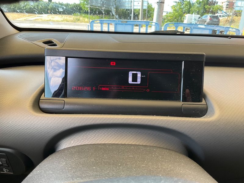 Citroen C4 Cactus 1.6 Blue-HDi Feel — zdjęcie 13