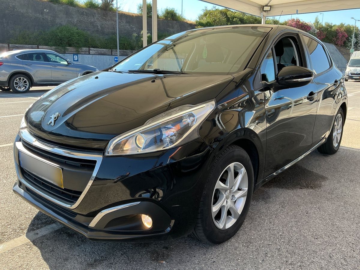 Peugeot 208 2016