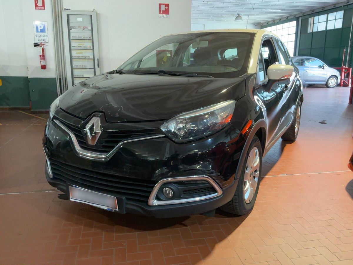 Renault Captur 2015 — photo 1