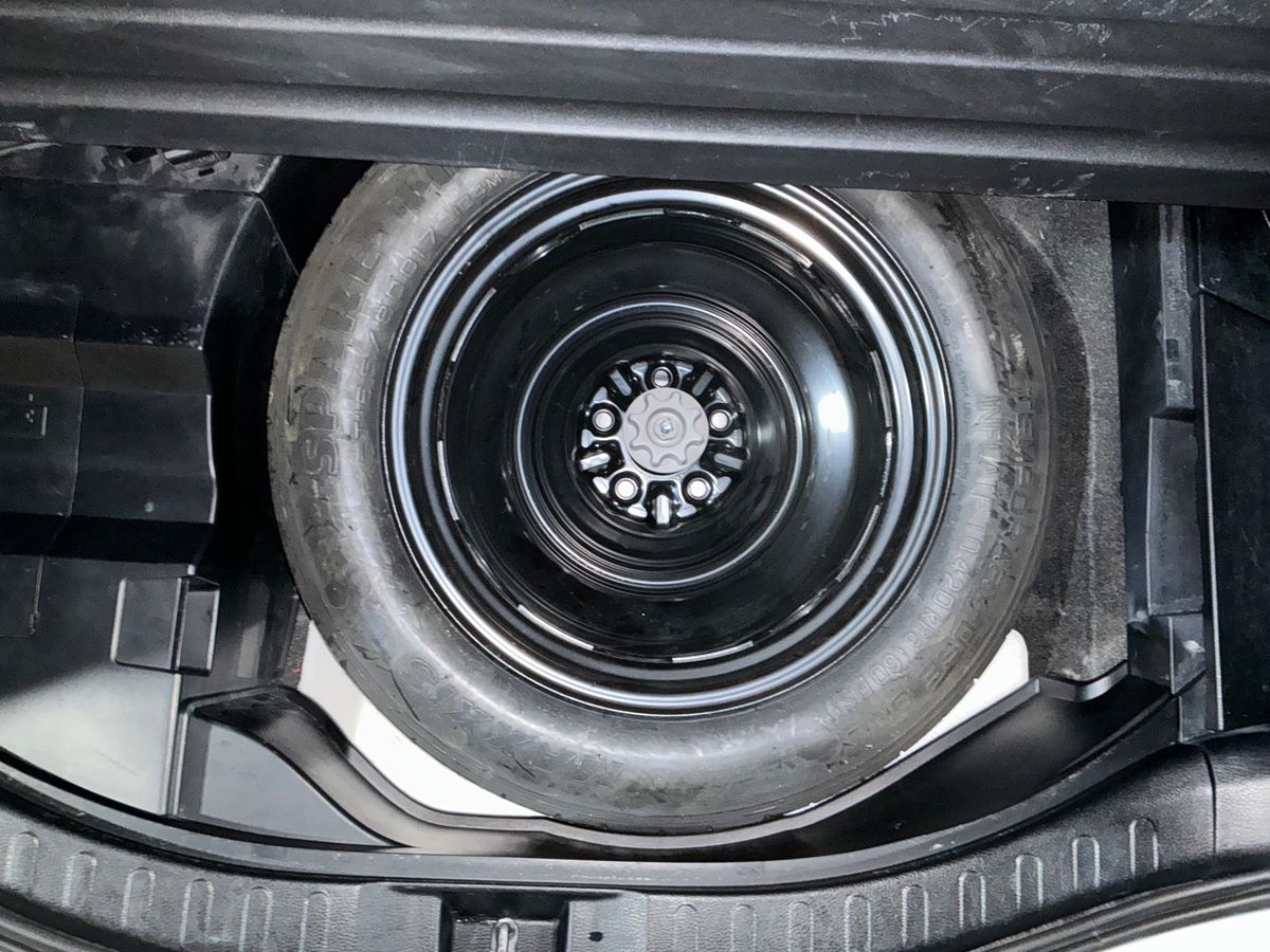 Toyota RAV 2018 — photo 27