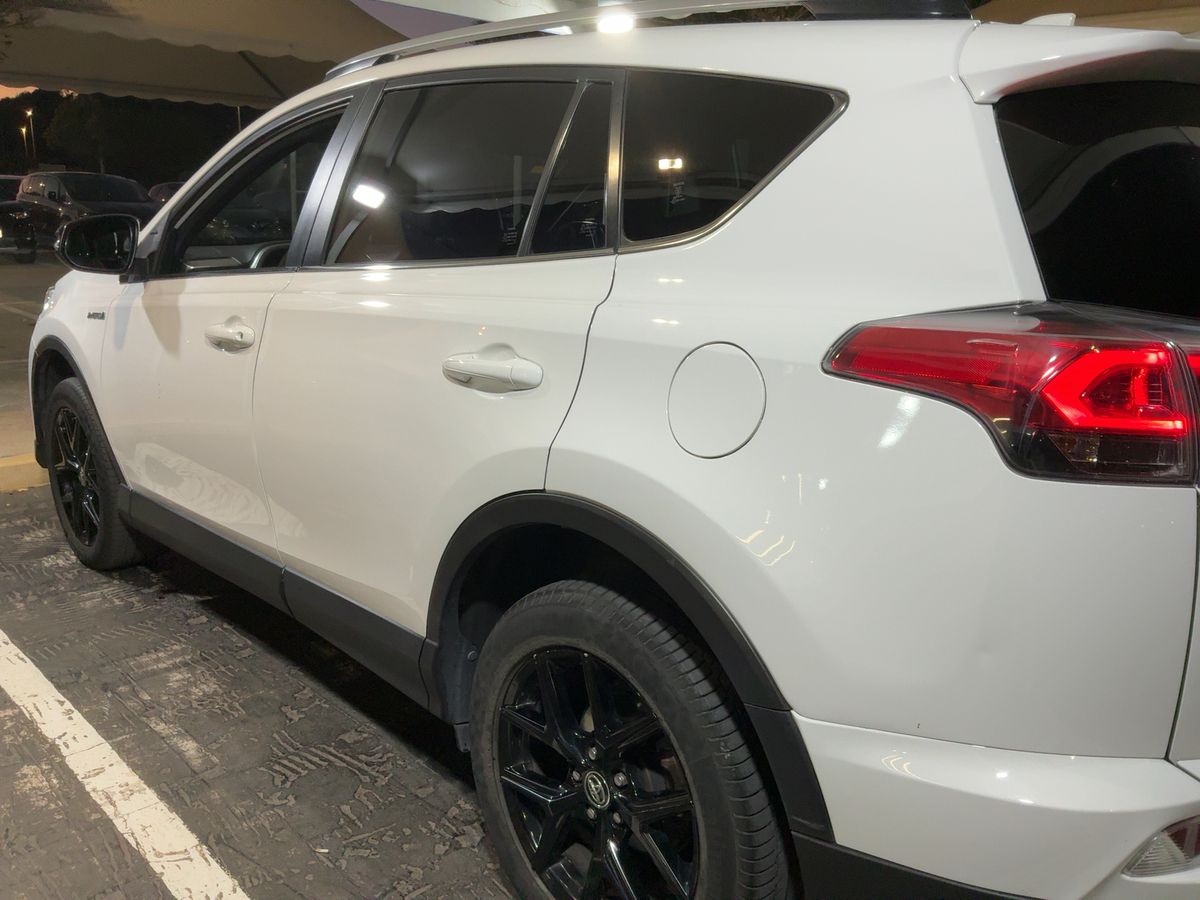 Toyota RAV 2018 — photo 7
