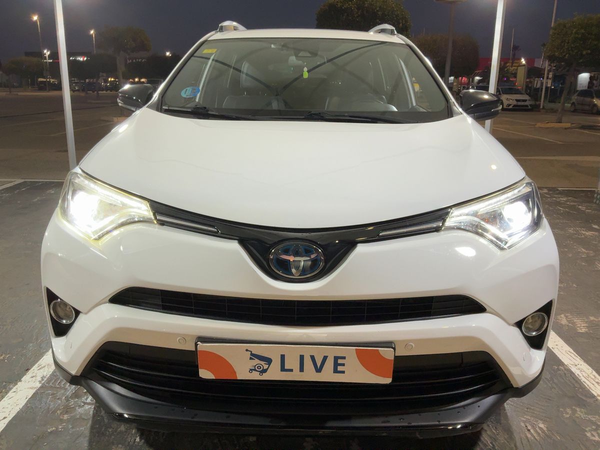 Toyota RAV 2018 — photo 15