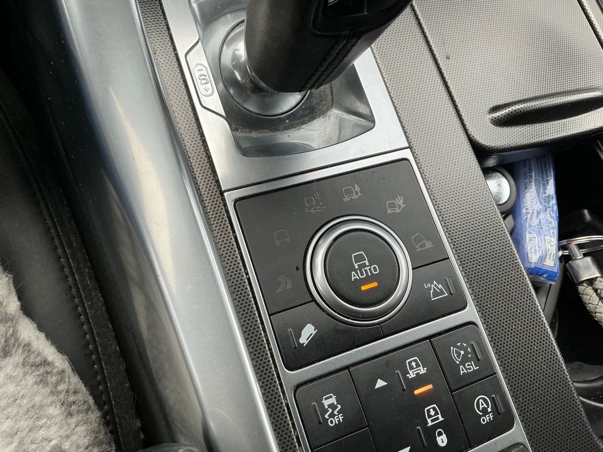 Land Rover 2015 — photo 35