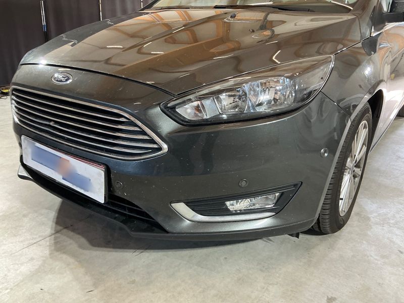 Ford Focus 1.0 EcoBoost Titanium 2017 – снимка 45