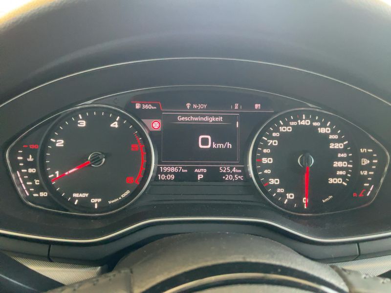 Audi A4 2.0 TDI quattro Sport — zdjęcie 13
