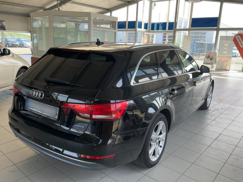 Audi A4 2.0 TDI quattro Sport — zdjęcie 6