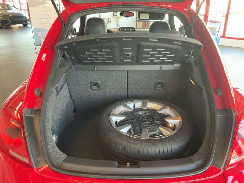 Volkswagen Beetle 2.0 TSI Sport — zdjęcie 10