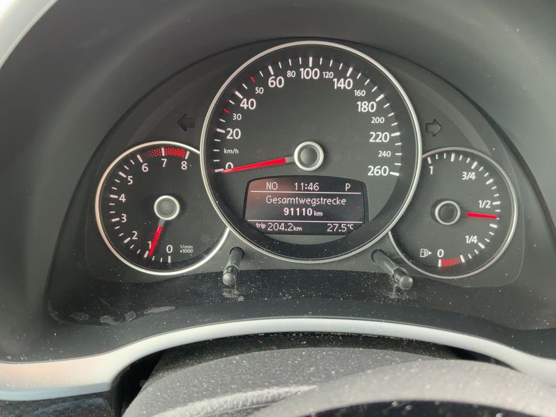 Volkswagen Beetle 2.0 TSI Sport — zdjęcie 13