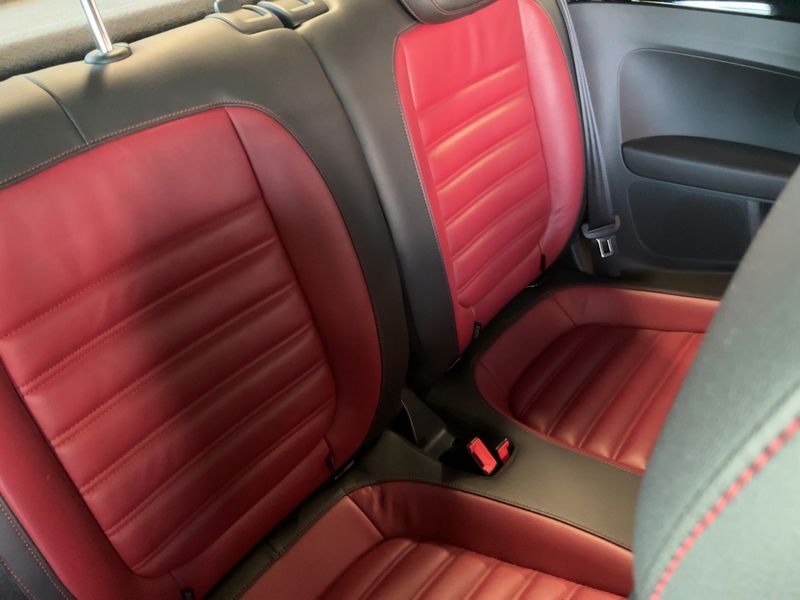 Volkswagen Beetle 2.0 TSI Sport — zdjęcie 14