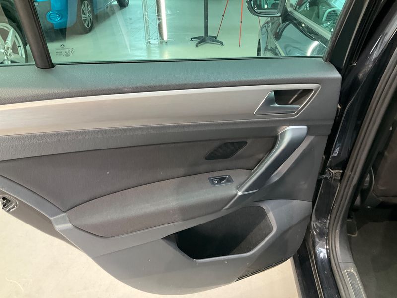 Volkswagen Golf VII Sportsvan 1.6 TDI Comfortline BlueMotion Tech 2014 – снимка 25