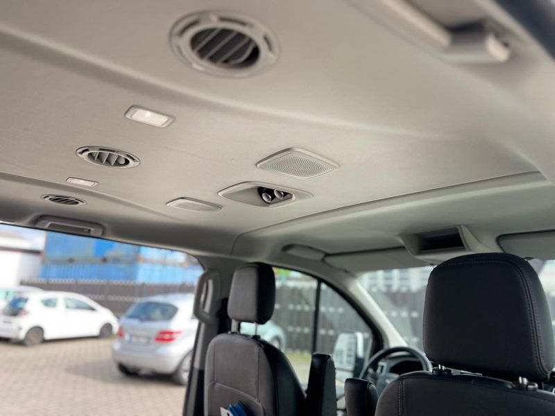 Ford Tourneo Custom 2.0 TDCi 320 L1 Tourneo Sport — zdjęcie 24