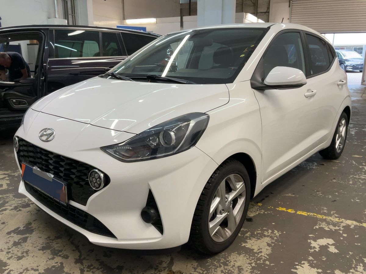 Hyundai i10 2021 — photo 1