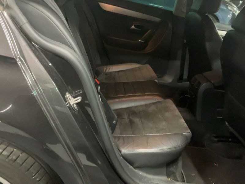 Volkswagen Passat CC 2.0 TDI — zdjęcie 14