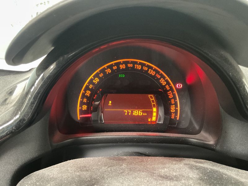 Renault Twingo 0.9 Energy — zdjęcie 13