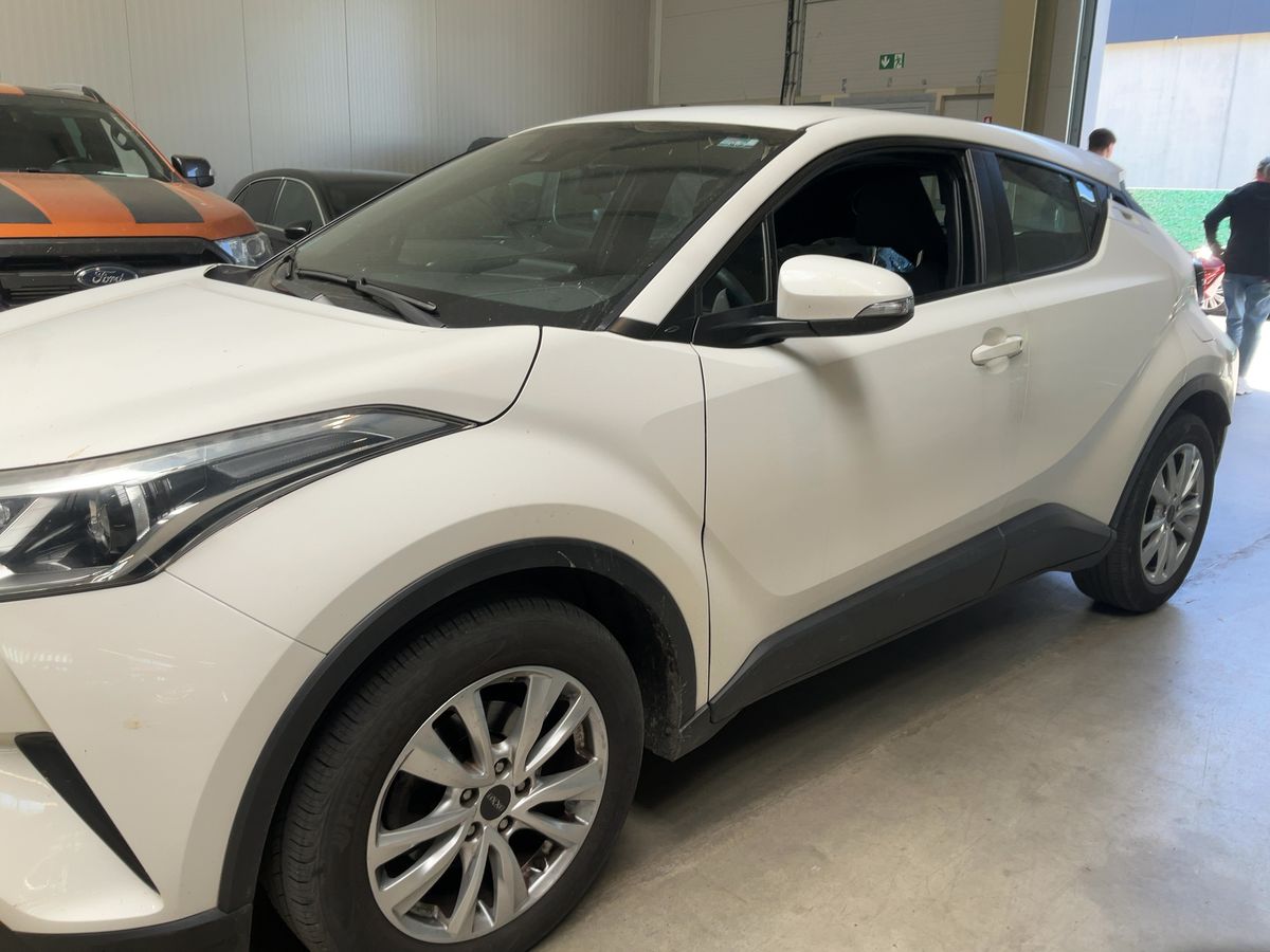 Toyota C-HR d'occasion