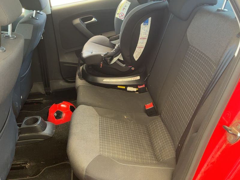 Volkswagen Polo 1.2 TSI Advance BlueMotion Tech 2016 – снимка 19