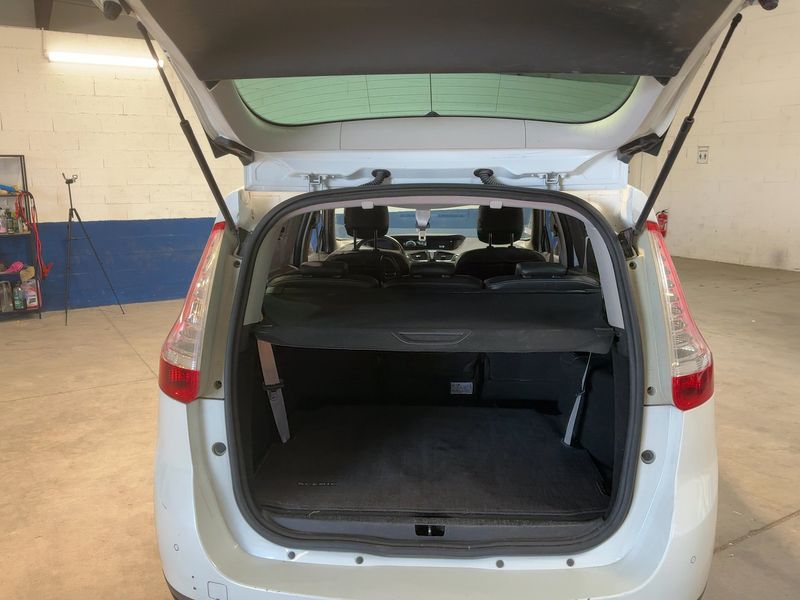 Renault Grand Scenic 1.6 dCi BOSE Edition — zdjęcie 10