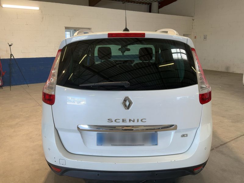 Renault Grand Scenic 1.6 dCi BOSE Edition — zdjęcie 5