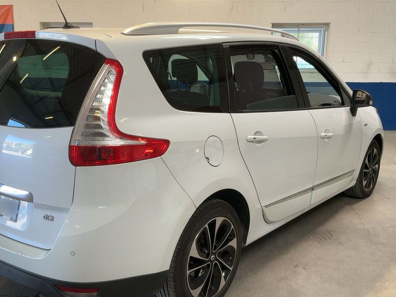 Renault Grand Scenic 1.6 dCi BOSE Edition — zdjęcie 6