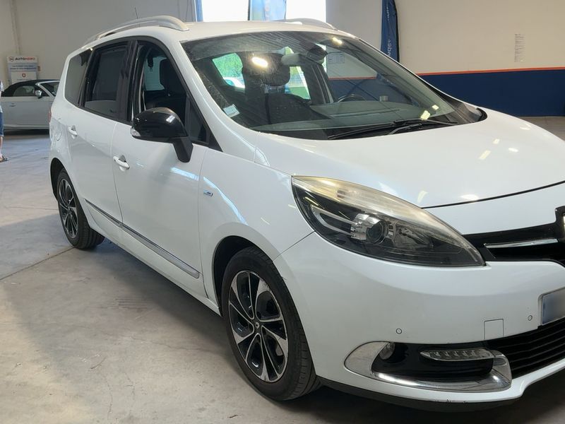 Renault Grand Scenic 1.6 dCi BOSE Edition — zdjęcie 8