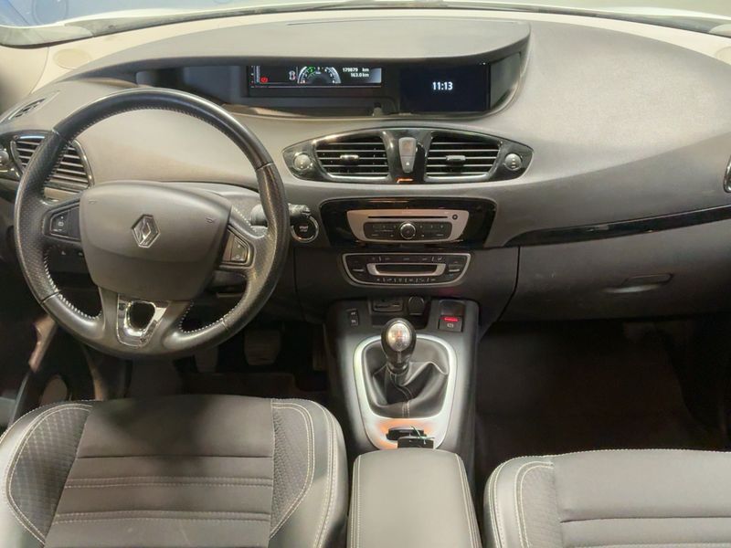 Renault Grand Scenic 1.6 dCi BOSE Edition — zdjęcie 12