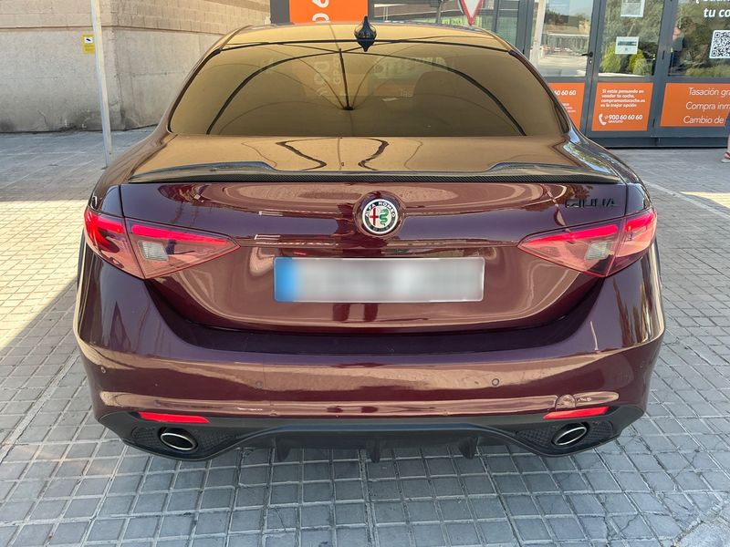 Alfa Romeo Giulia 2.2 JTDM Super — zdjęcie 5