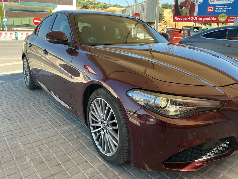 Alfa Romeo Giulia 2.2 JTDM Super — zdjęcie 8