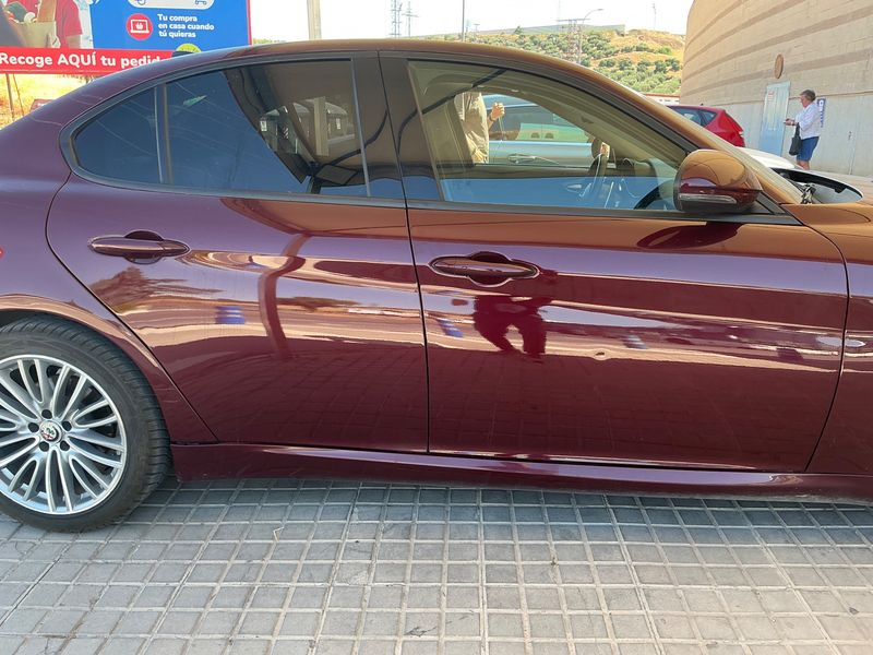 Alfa Romeo Giulia 2.2 JTDM Super — zdjęcie 7