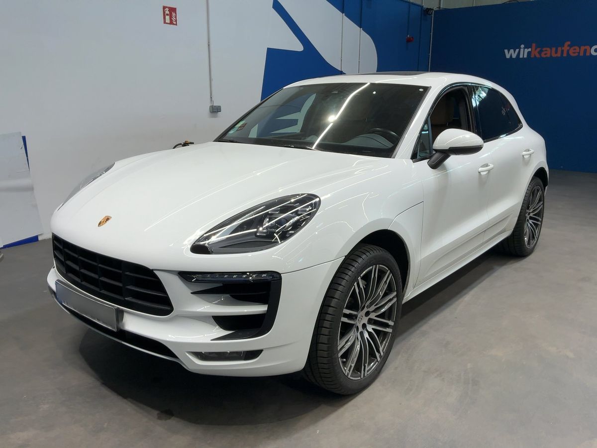 Porsche Macan 2018 — photo 1
