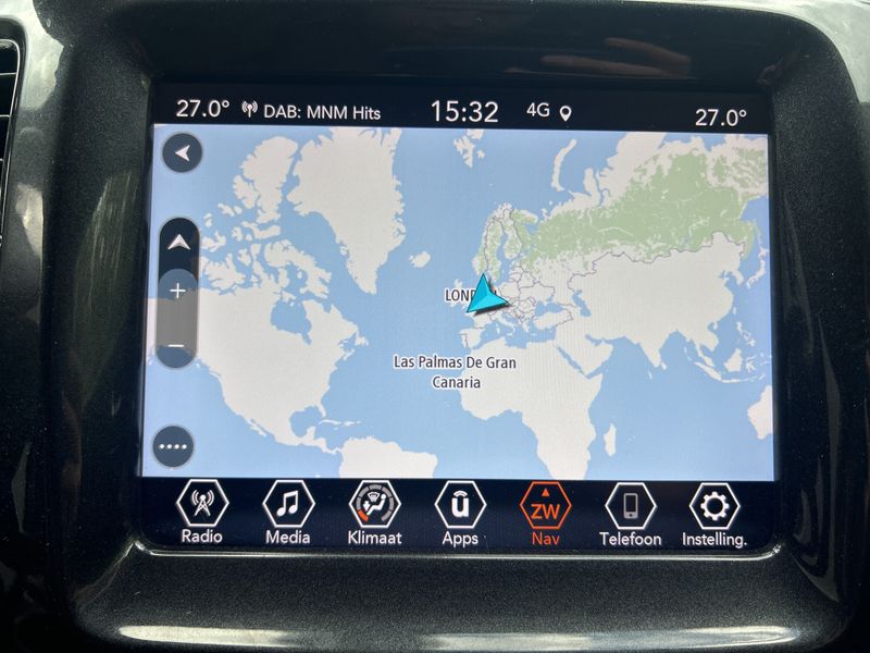 Jeep Compass 1.3 T4 4xe Plug-in Hybrid Limited — zdjęcie 13