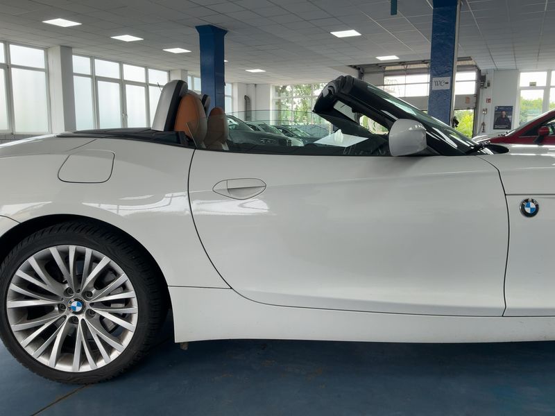 BMW Z4 sDrive 35i — zdjęcie 7