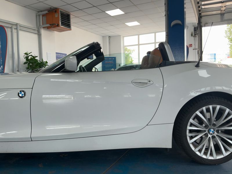 BMW Z4 sDrive 35i — zdjęcie 4